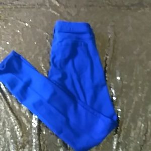 Cute blue skinny jeans
